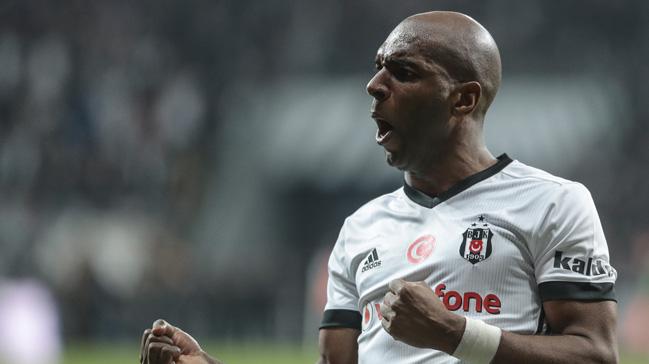 nl Fransz dergisi, Ryan Babel hakknda vg dolu szler kulland