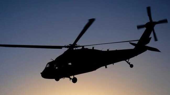 Irak'ta ABD askerlerini tayan helikopter dt