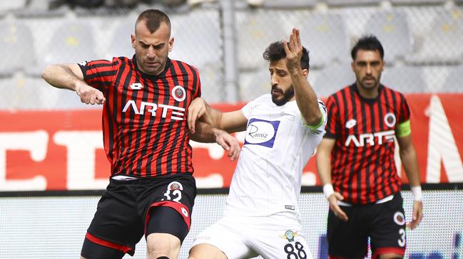 Genlerbirlii evinde Akhisarspor ile 90+3'te att golle 1-1 berabere kald