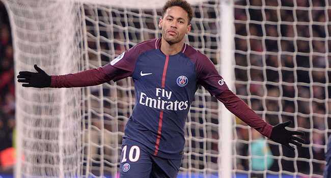 Neymar, PSG ynetiminden yllk 52 milyon sterlin istedi