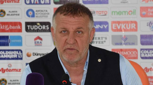 Aytemiz Alanyaspor Teknik Direktr Mesut Bakkal: Tek bir pozisyonla beraberlie raz olduk