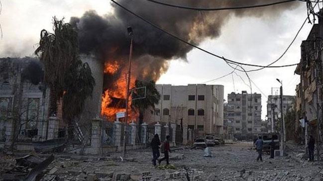 Katil Esed rejimi Dou Guta'y bombalamaya devam ediyor 