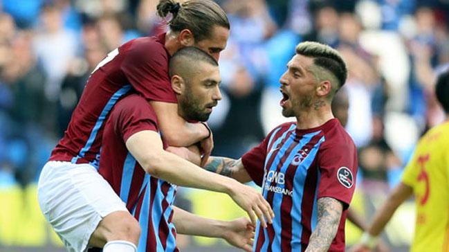 Trabzonspor, Burak Ylmaz, Sosa, Abdlkadir ve Yusuf Yazc'nn takmdan ayrlaca haberlerini yalanlad