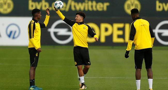 Jadon Sancho'ya 'Bacak aras alm' uyars