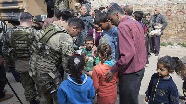 Afrin'liler, kendilerini zorla silah altna almak isteyen rgtten kamak iin baka lkelere gitti