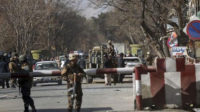 Afganistan'da bombal saldr: 12 l, 40 yaral
