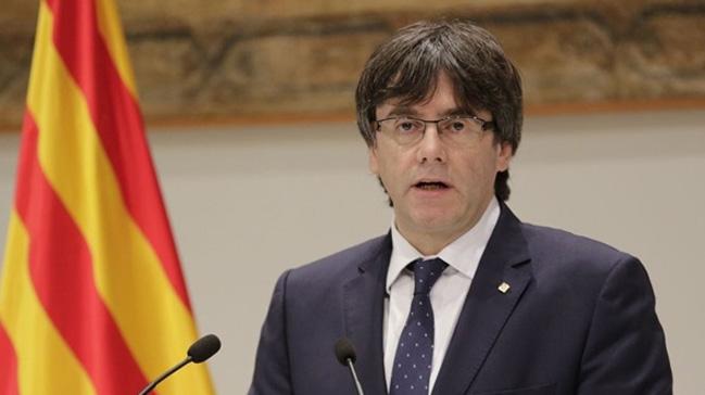 Firari Katalan siyasetiler hakknda yakalama karar