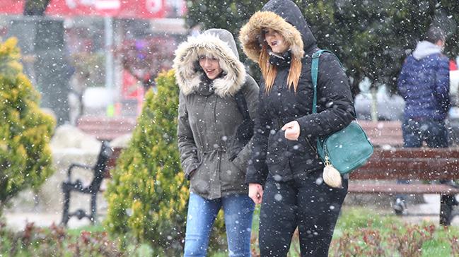 Kar ya Krklareli kent merkezinde de etkili olmaya balad