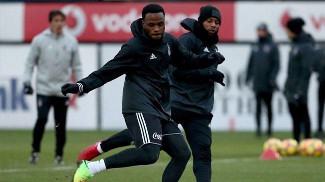 Cyle Larin: Umuyorum malarda sre alabilirim