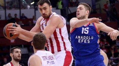 Euroleague'de MVP'ler; Milutinov ve Hickman