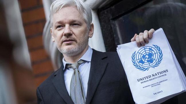 Assange'n internet eriimi kesildi 