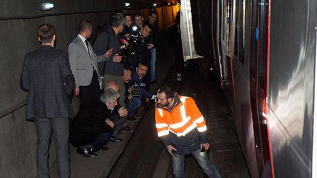 Ankara Bykehir Belediye Bakan: Metro kazasnda hasar byk, iki gn sknt var