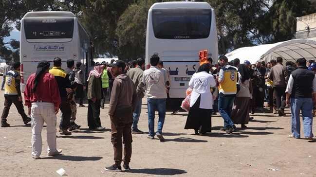 Dou Guta'dan ayrlan siviller El-Bab'a ulat