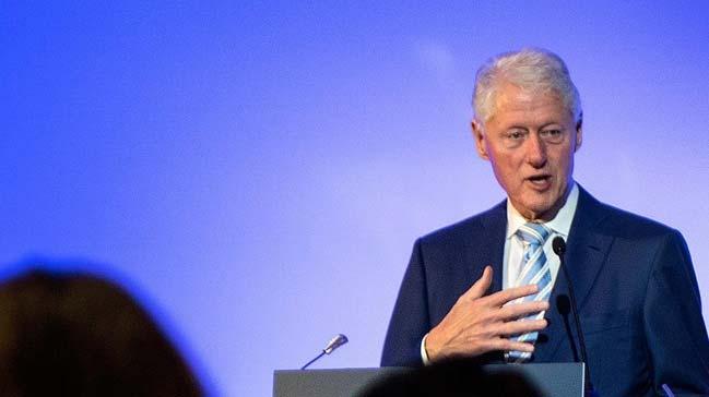 Eski ABD Bakan Clinton: srail, Filistinlileri zayf grd iin anlamaya yanamyor