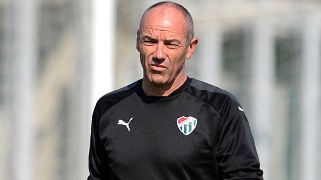 Le Guen: Sow ilk 11'e girecek durumda deil