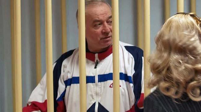 Rus eski ajan Sergey Skripal'in kritik durumdan kt, salk durumunda iyileme grlyor