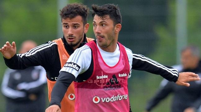 enol Gne, Akhisarspor deplasmannda Tolgay ve Ouzhan' yedek kulbesine ekecek