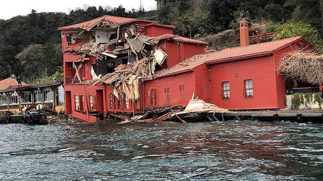 Beykoz'daki Hekimba Salih Efendi Yals'na arpan gemiye '50 milyon dolarlk' haciz