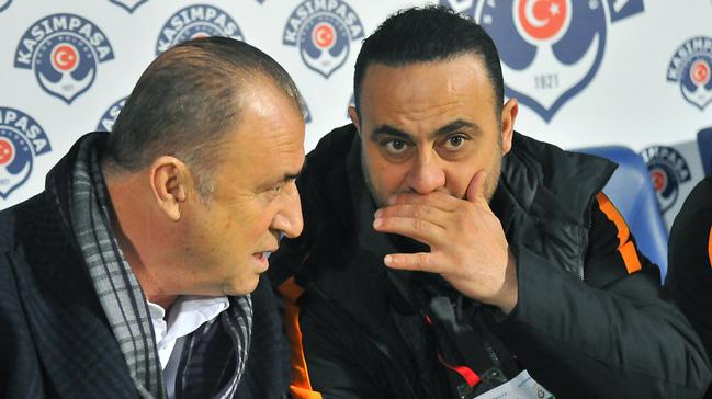 Hasan a'tan Ayhan Akman'a gnderme: Kendini Galatasarayl sanan aciz insanlar...