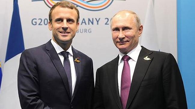 Macron, Rusya lideri Putin'le grt: Rusya ile diyaloa hazrz