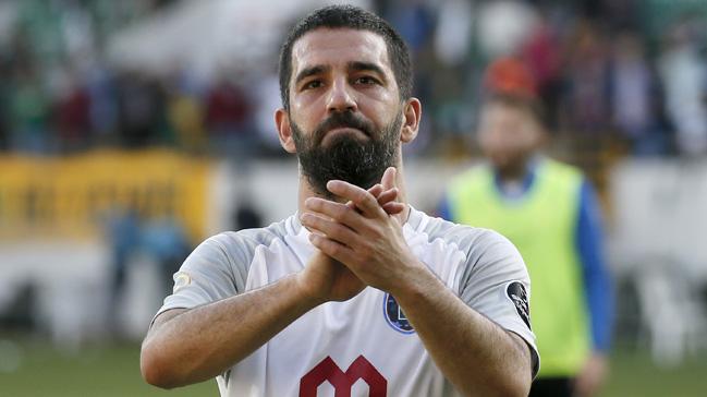 Arda Turan 2523 gn sonra Trk Telekom Stadyumunun imlerine ayak basacak