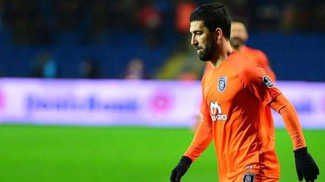 Arda Turan'a protesto