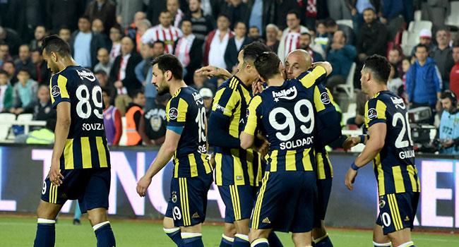 Deplasmanlarn kral Fenerbahe!