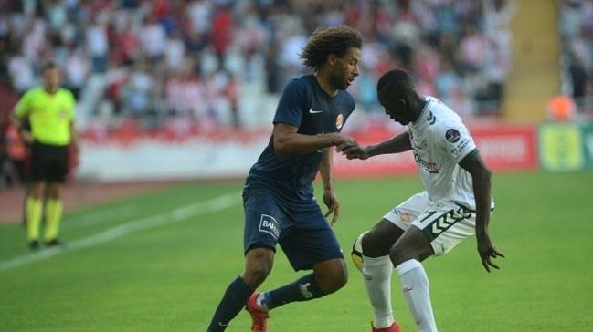 Antalyaspor ile Atiker Konyaspor 0-0 berabere kald