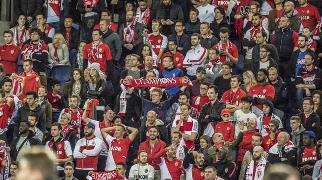 PSG'ye 7-1 yenilen Monaco, maa gelen taraftarlarnn bilet parasn iade edecek