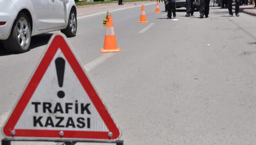 FSM Kprs giriinde kaza: Trafik durdu