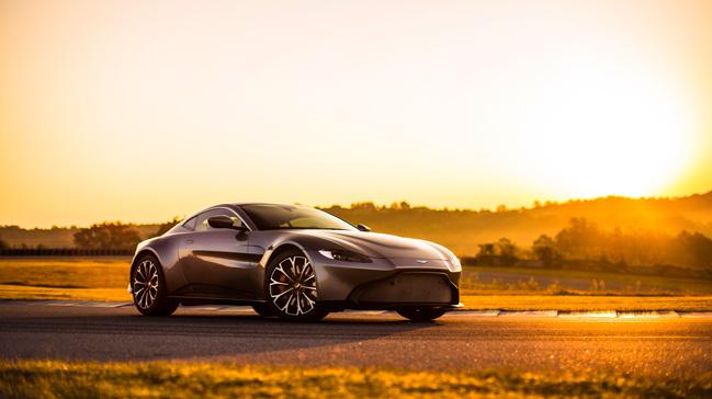 Aston Martn Vantage  350 bin euro fiyat etiketiyle geliyor