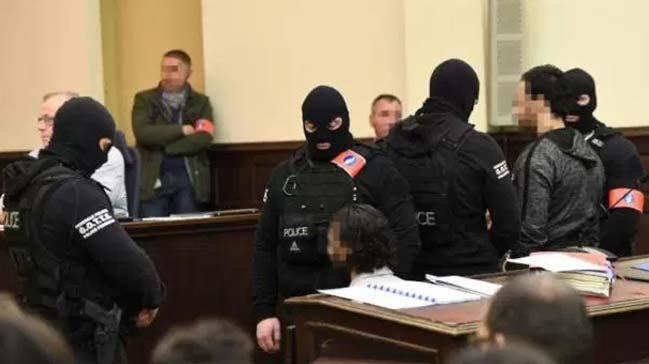 Paris saldrgan Abdusseslama 20 yl hapis cezas verildi