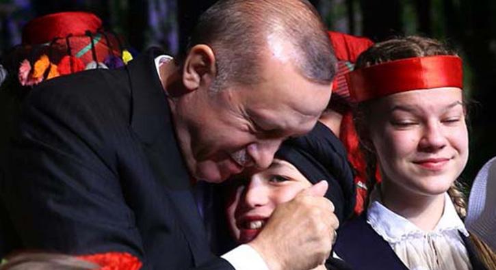 Cumhurbakan Erdoan, TRT 23 Nisan Gala Programna katld