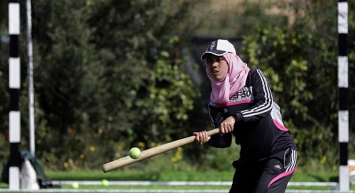 srailli igalciler Filistin sporuna dahi mdahale ediyor