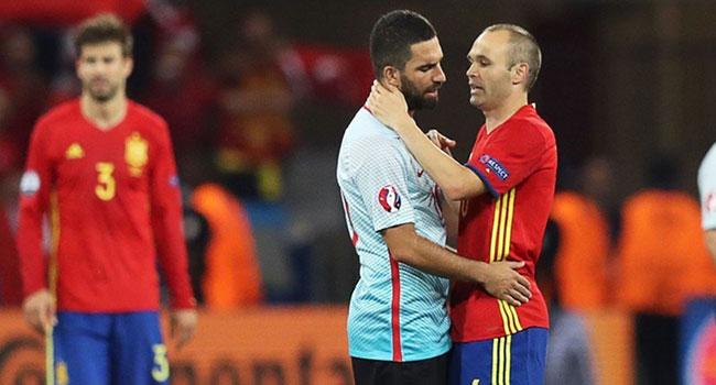 Arda Turan Iniesta'ya veda mesaj