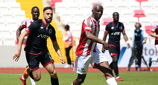 Demir Grup Sivasspor, evinde Genlerbirlii'ni 1-0 malup etti