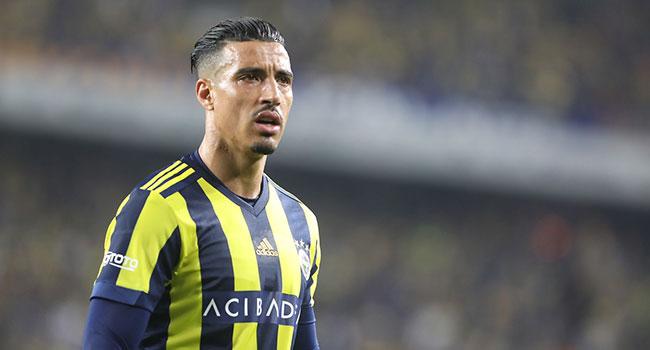 Fenerbahe'de Nabil Dirar kadrodan karld