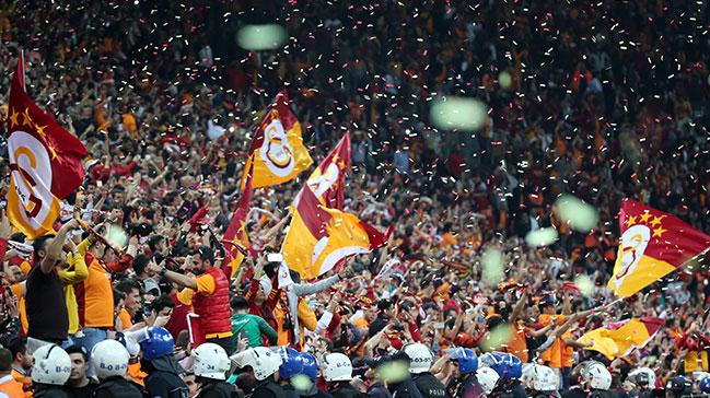 Galatasaray, son 3 haftaya nde girdii sezonlarda ampiyonluu brakmyor