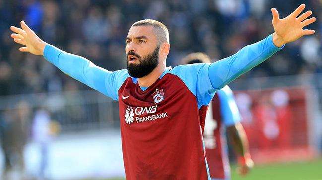 Burak Ylmaz kalan 3 mata forma giyeceini aklad