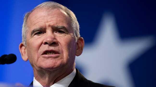 ABD'nin silah lobisinin bana 'ran-Kontra' skandalnn odandaki isimlerden Oliver North geti