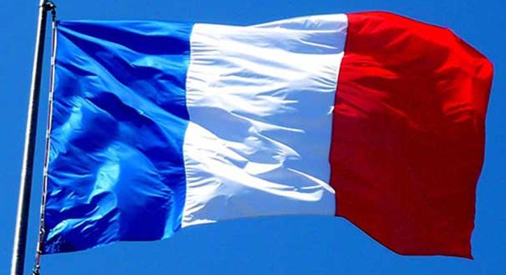 Fransa peesini amay reddeden Mslman kadn 3 ay hapis cezasna arptrd
