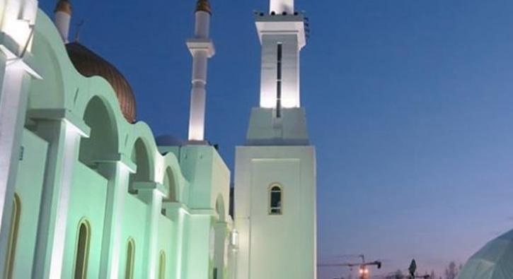 Kazakistan'n bakenti Astana'da Mslmanlar ilk iftar yapt