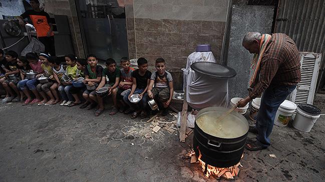 Gazzeli ihtiya sahipleri, orularn onun orbasyla ayor