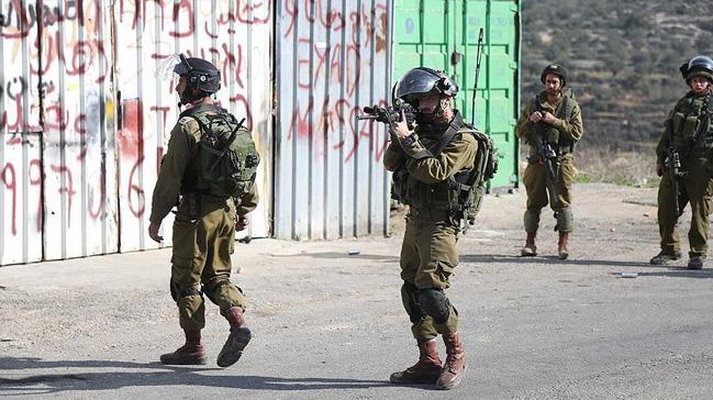 srail polisi Kudste Filistinli engelli kadn yaralad