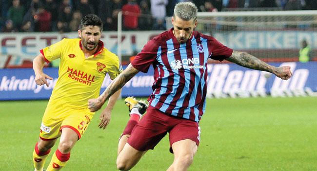 Trabzonspor ynetiminden Sosa'ya transfer kolayl