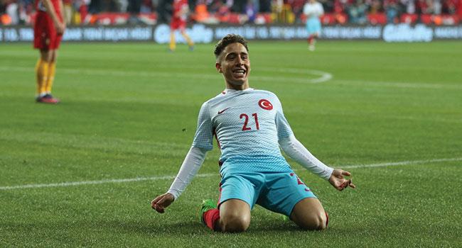 Galatasaray'n ilk transferi Emre Mor oluyor