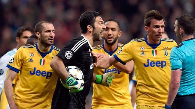 UEFA'dan Buffon'a ceza