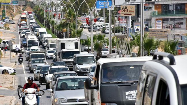 Bodrum'da okullarn kapanmasyla trafikte 'tatil' younluu yaanyor