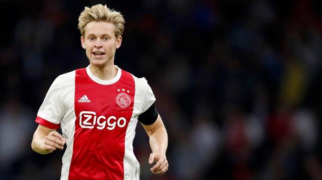 Barcelona, Frenkie de Jong'u kadrosuna katmak istiyor