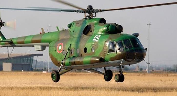 Bulgaristan'da askeri helikopter dt